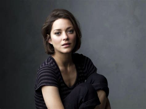 facts about marion cotillard.